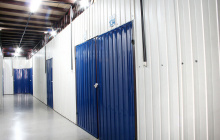 Corredor de boxes Galpão 1 Meu Espaço Self Storage Londrina