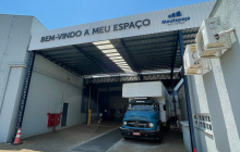 Estacionamento e entrada principal Meu Espaço Self Storage Londrina